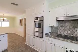 700 David Dr, Tyler, TX 75703 - Photo 16