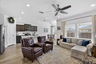 1203 Hidden Vly Dr, Chandler, TX 75758 - Photo 8