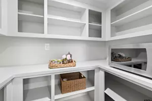 2318 S Chilton Ave, Tyler, TX 75701 - Photo 10