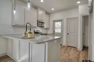 310 Bradford, Arp, TX 75750 - Photo 12