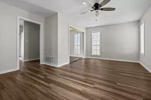 400 Baker St, Lindale, TX 75771 - Photo 8