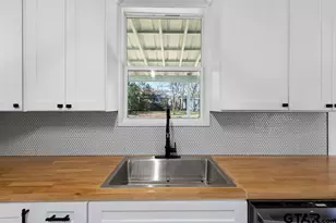 111 W Dallas St, Palestine, TX 75801 - Photo 20