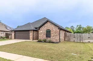 11519 Lindsey Gdn Dr, Tyler, TX 75709 - Photo 4
