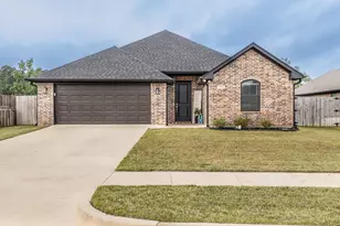 11519 Lindsey Gdn Dr, Tyler, TX 75709 - Photo 1