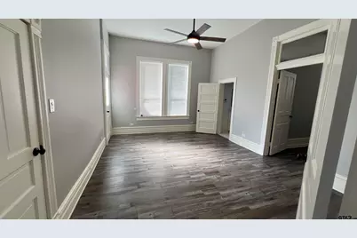 420 McDonald, Mineola, TX 75773 - Photo 8