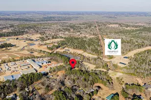 905 Linda, Gladewater, TX 75647 - Photo 1