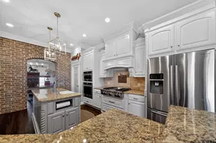 23151 Champion Dr, Lindale, TX 75771 - Photo 12