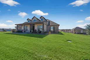 23151 Champion Dr, Lindale, TX 75771 - Photo 2