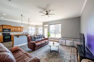 19541 Running W Dr, Flint, TX 75762 - Photo 4