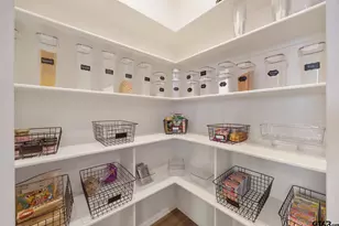 8435 Lakeway Drive, Tyler, TX 75703 - Photo 10