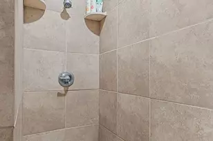 319 E 1st St, Tyler, TX 75701 - Photo 18