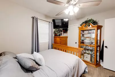 308 Shamrock Dr, Palestine, TX 75803 - Photo 18