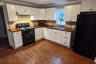 2009 W Shaw St, Tyler, TX 75701 - Photo 2