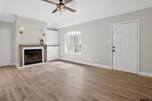 17042 Mary Martin Dr, Flint, TX 75762 - Photo 6