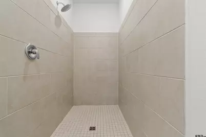 10100 Oakland Hills Dr, Cleveland, TX 77327 - Photo 18