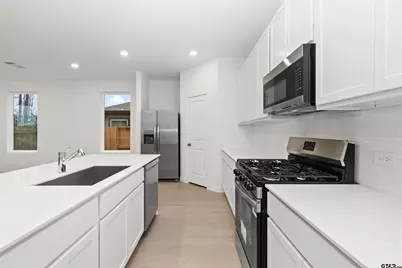 10100 Oakland Hills Dr, Cleveland, TX 77327 - Photo 30