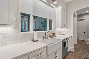 15373 Lakeside Dr, Tyler, TX 75707 - Photo 10