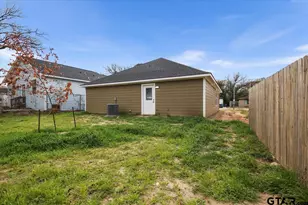 906 Duckenfield Ave, Tyler, TX 75701 - Photo 30
