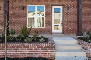 552 W W Erwin, Tyler, TX 75702 - Photo 2