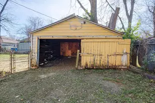 816 Louisiana St, Palestine, TX 75801 - Photo 18