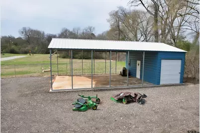 110 Moore St, Hawkins, TX 75765 - Photo 8