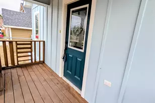 910 Duckenfield Ave, Tyler, TX 75701 - Photo 2