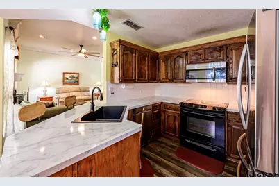 703 Kickapoo, Chandler, TX 75758 - Photo 6