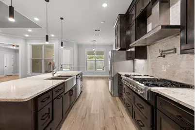 7923 Crooked Tr, Tyler, TX 75703 - Photo 10