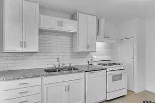 1014 S College Ave, Tyler, TX 75701 - Photo 10