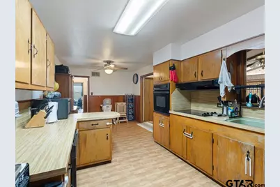 508 Helena St, Winnsboro, TX 75494 - Photo 22