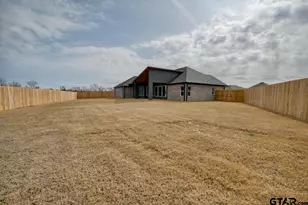 636 Prince Ln, Tyler, TX 75704 - Photo 34