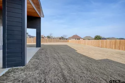 636 Prince Ln, Tyler, TX 75704 - Photo 36