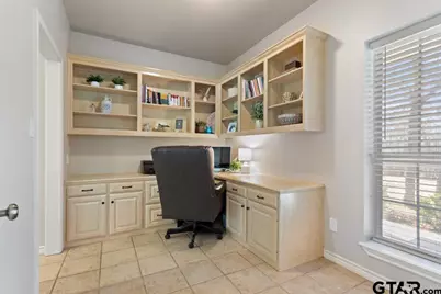 16687 Meadow Crest, Lindale, TX 75771 - Photo 16