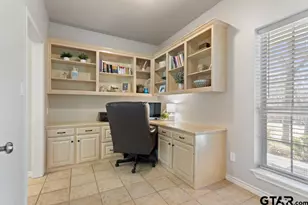 16687 Meadow Crest, Lindale, TX 75771 - Photo 16