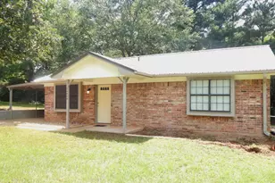 10498 Twin Oaks Dr, Tyler, TX 75707 - Photo 1