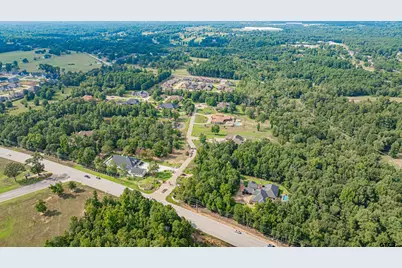 8 Stone Ridge, Longview, TX 75605 - Photo 46