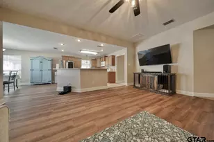 1803 Park Pl, Mineola, TX 75773 - Photo 6