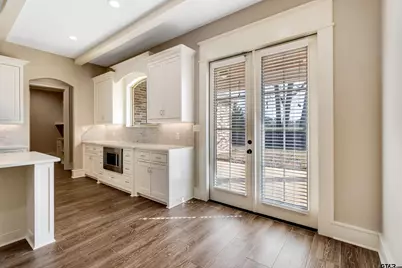 4212 Savannah Hills Lane, Longview, TX 75605 - Photo 10