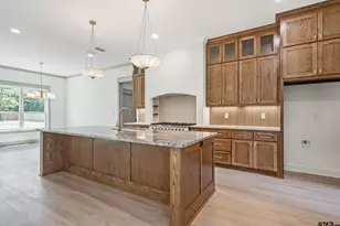 14009 Hidden Brk Ln, Flint, TX 75762 - Photo 10