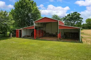 2811 Medlin Rd, Gilmer, TX 75645 - Photo 6