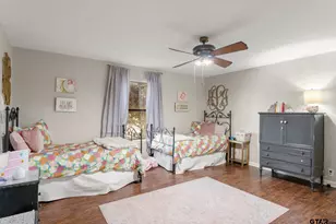 1805 E Lake Dr, Gladewater, TX 75647 - Photo 16