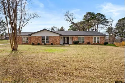 310 Windridge, Palestine, TX 75801 - Photo 1