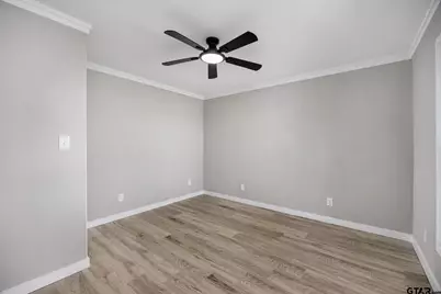 829 S College, Tyler, TX 75701 - Photo 12
