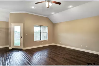 745 Cr 3508 Unit F, Bullard, TX 75757 - Photo 4