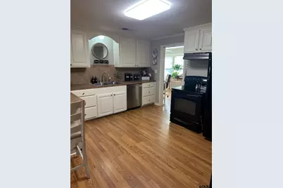 601 Mell Ave, Gilmer, TX 75644 - Photo 14