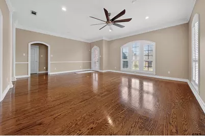 504 Hyde Park Dr, Tyler, TX 75701 - Photo 6