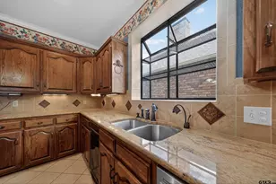 504 Hyde Park Dr, Tyler, TX 75701 - Photo 8