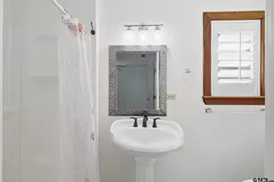 1131 Co Rd 3108, Jacksonville, TX 75766 - Photo 12