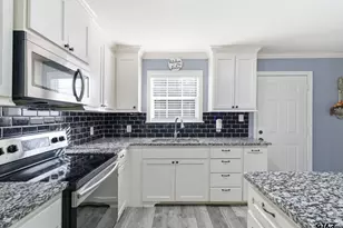 8261 County Rd 381, Tyler, TX 75708 - Photo 8