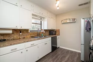 179 N Pinecrest, Rusk, TX 75785 - Photo 8